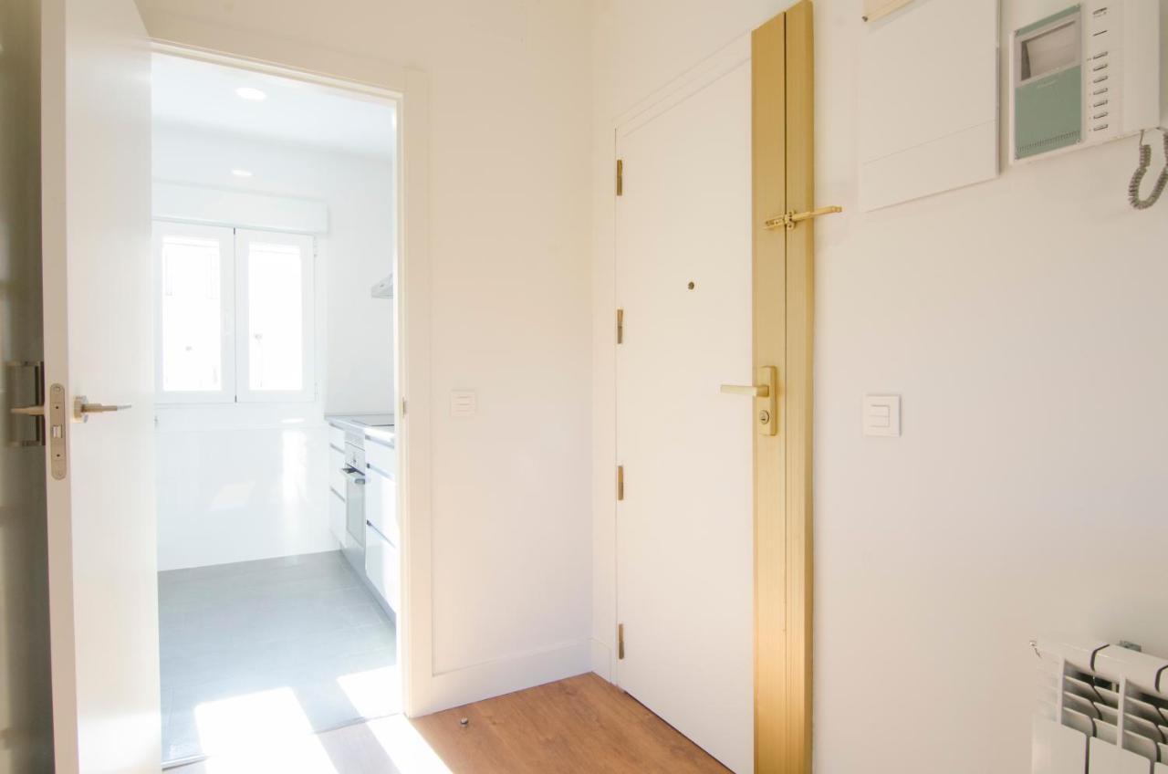 2 Bedrooms 2 Bathrooms Furnished - Bernabeu - Business Area With Terrace - Minty Stay Madrid Eksteriør billede