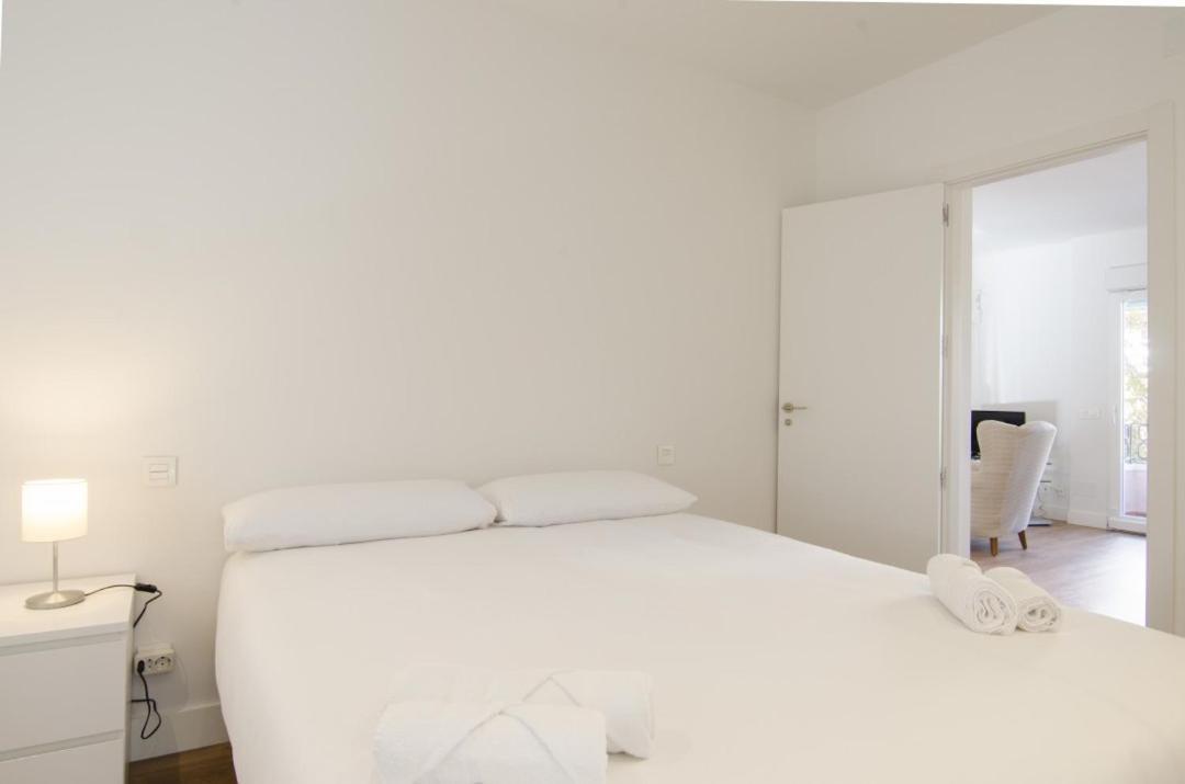 2 Bedrooms 2 Bathrooms Furnished - Bernabeu - Business Area With Terrace - Minty Stay Madrid Eksteriør billede