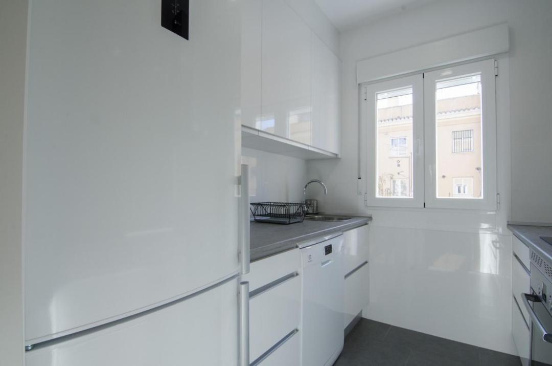 2 Bedrooms 2 Bathrooms Furnished - Bernabeu - Business Area With Terrace - Minty Stay Madrid Eksteriør billede